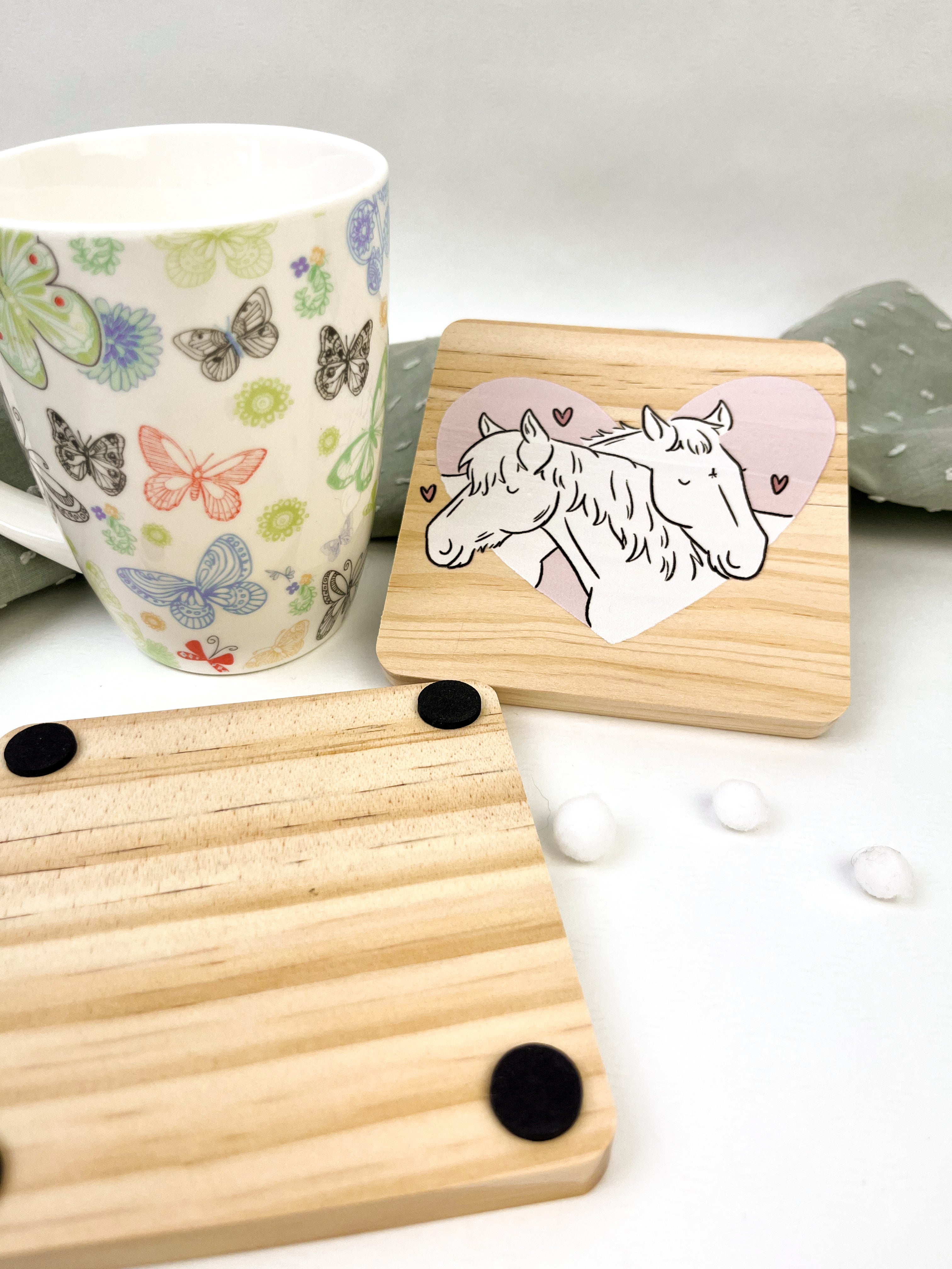 Holzuntersetzer Herzchenponys