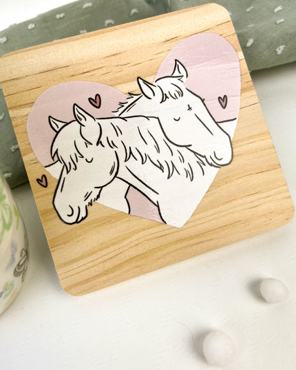 Holzuntersetzer Herzchenponys