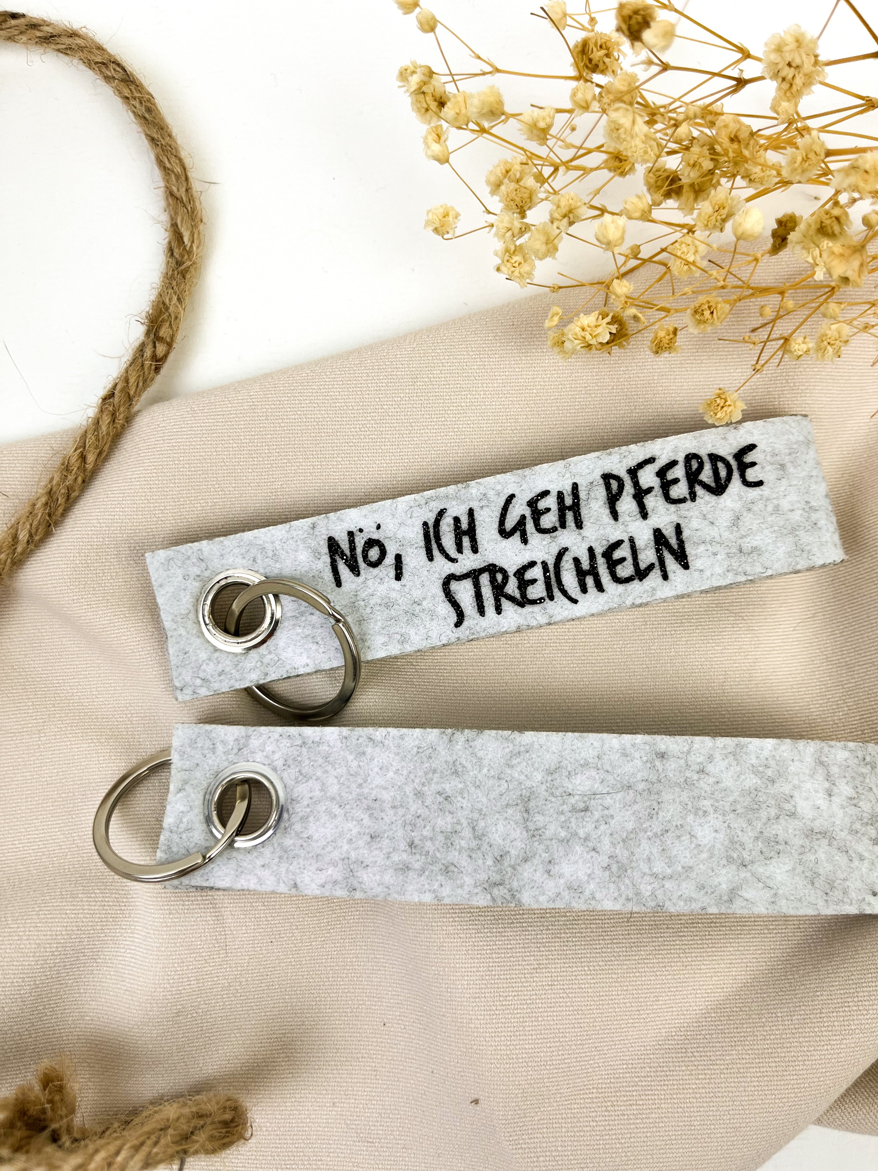 Schlüsselanhänger aus filz "Nö, ich geh Pferde streicheln"