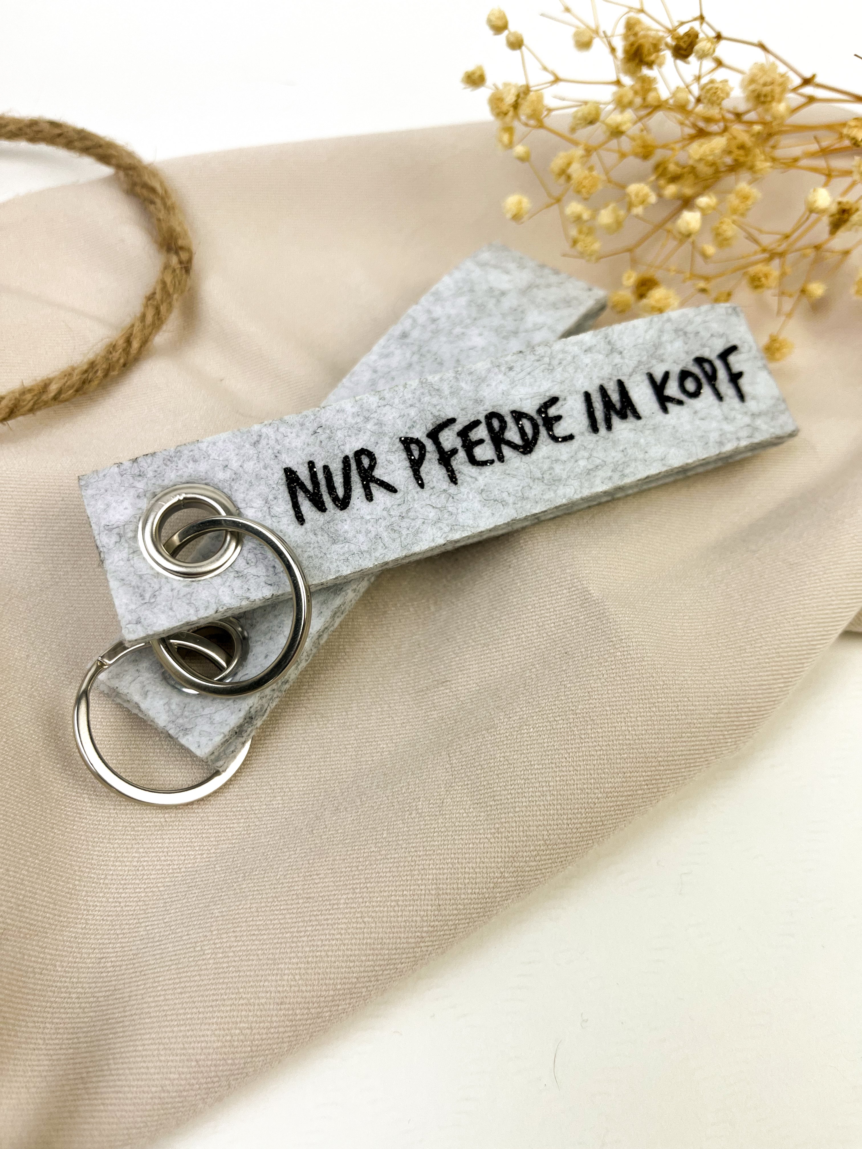 Schlüsselanhänger aus filz "Nur Pferde im Kopf"