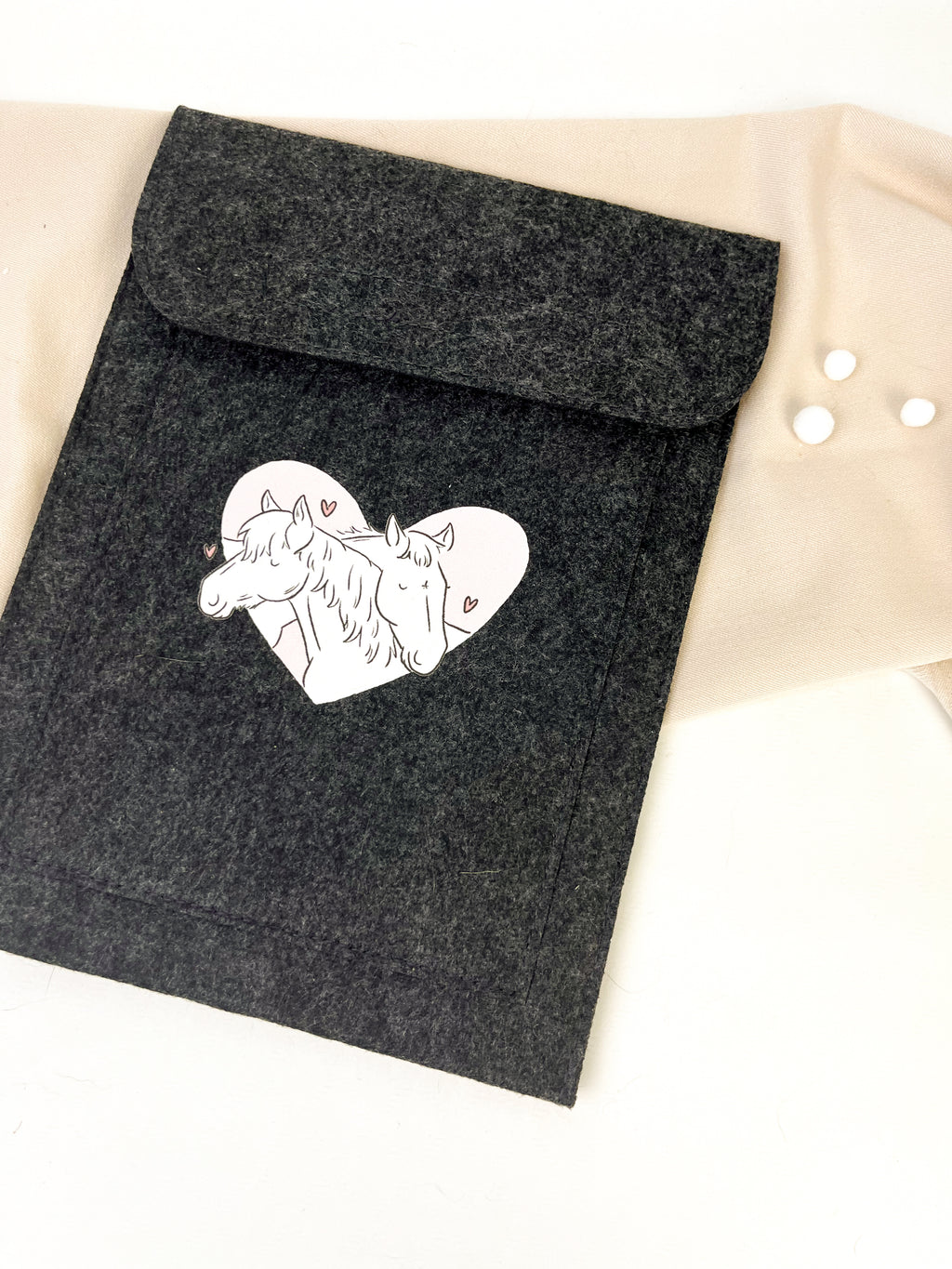 Equiden-Passhülle "Herzchen-Pferd"