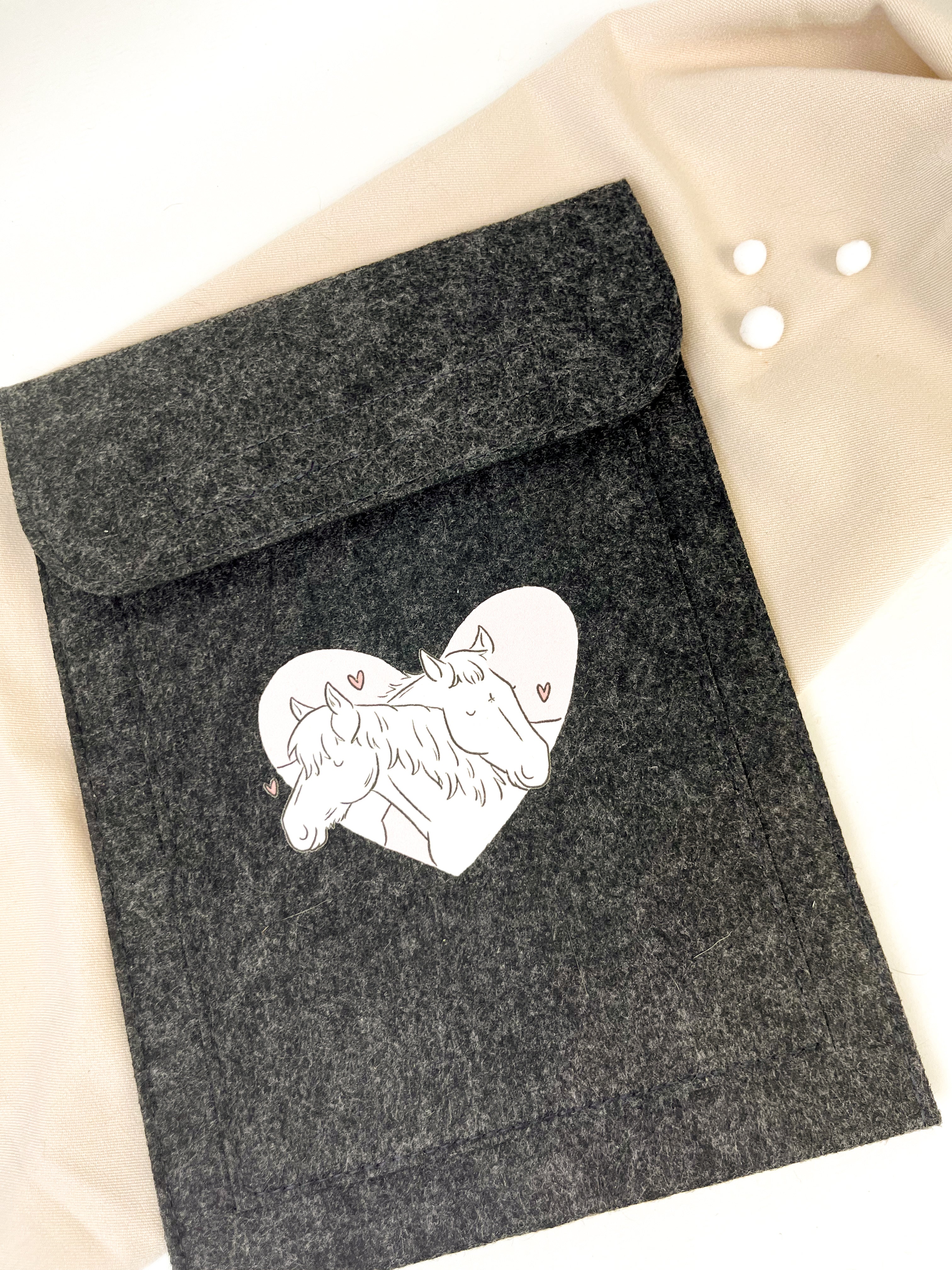 Equiden-Passhülle "Herzchen-Pferd"