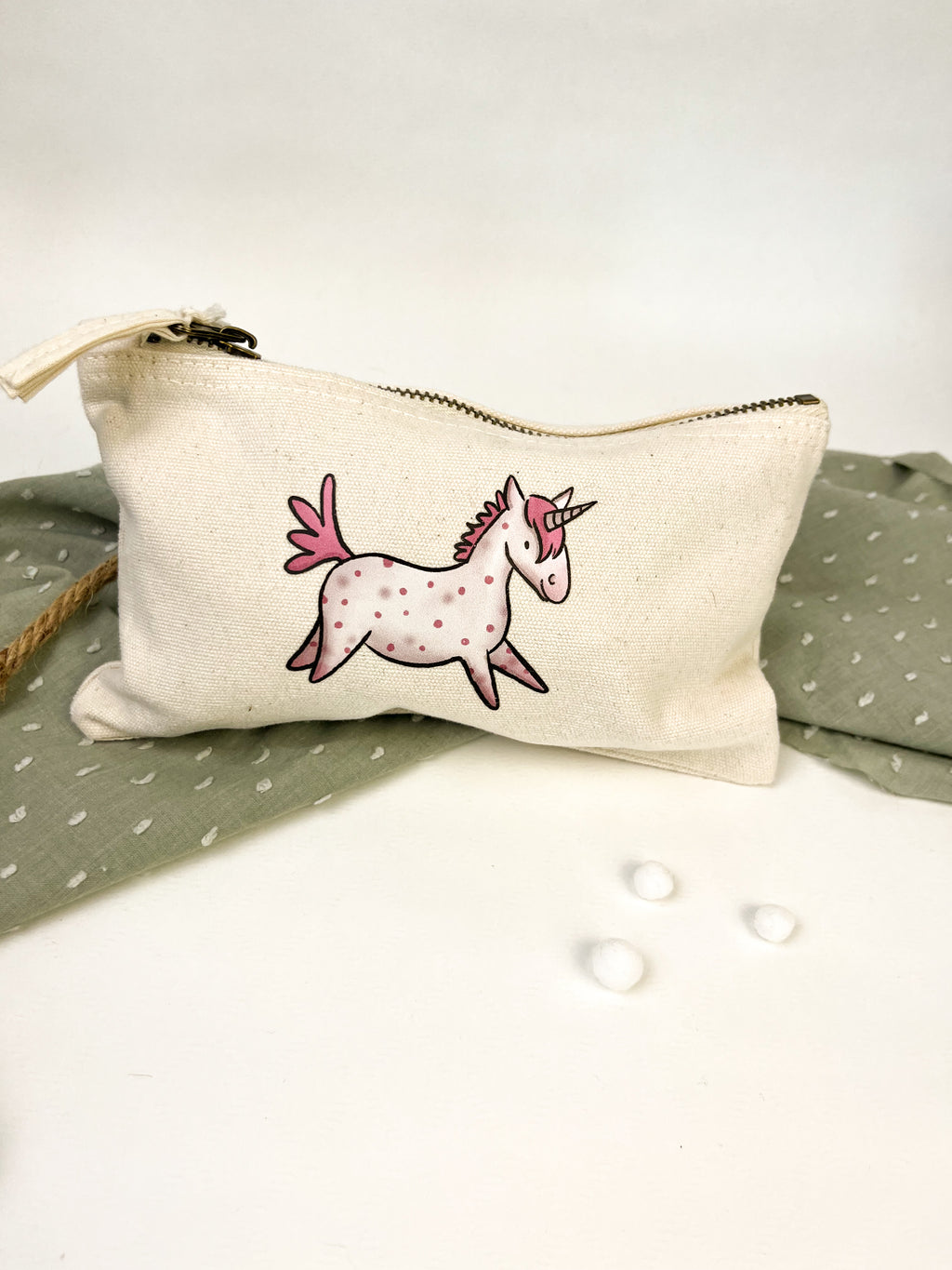 Kulturbeutel / Federmäppchen "Einhorn"