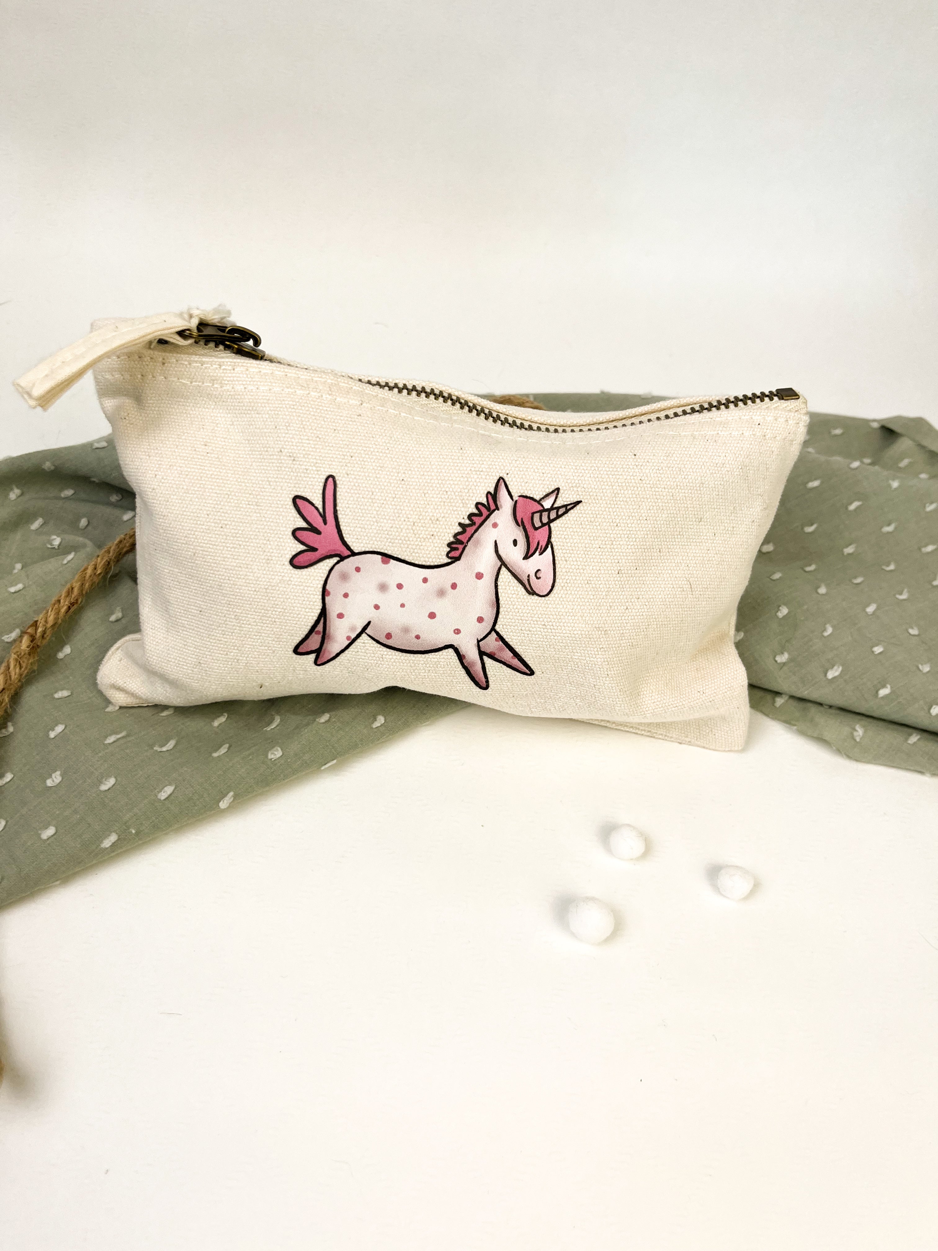 Kulturbeutel / Federmäppchen "Einhorn"