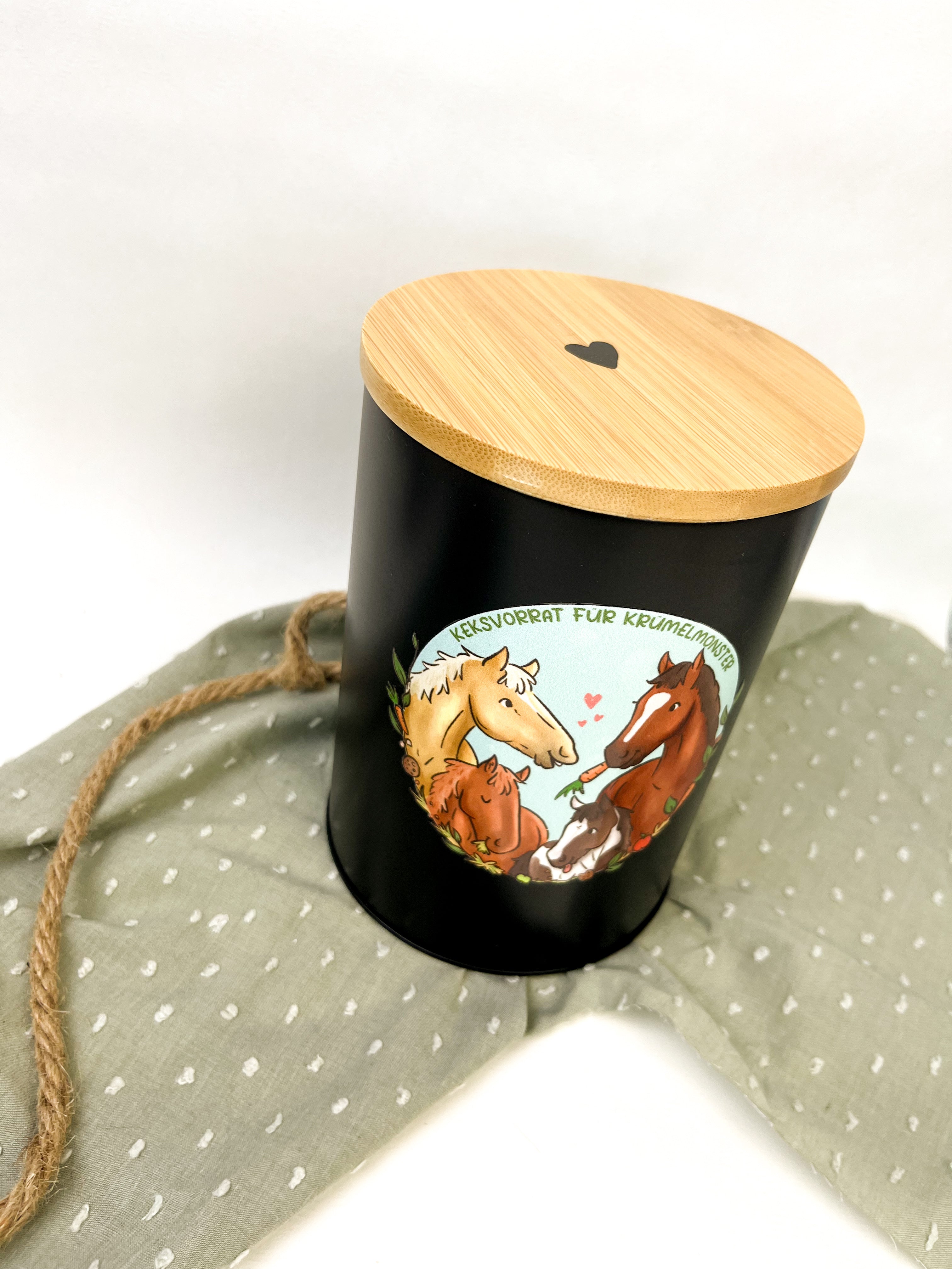 Leckerlidose personalisiert "Krümelpferde"