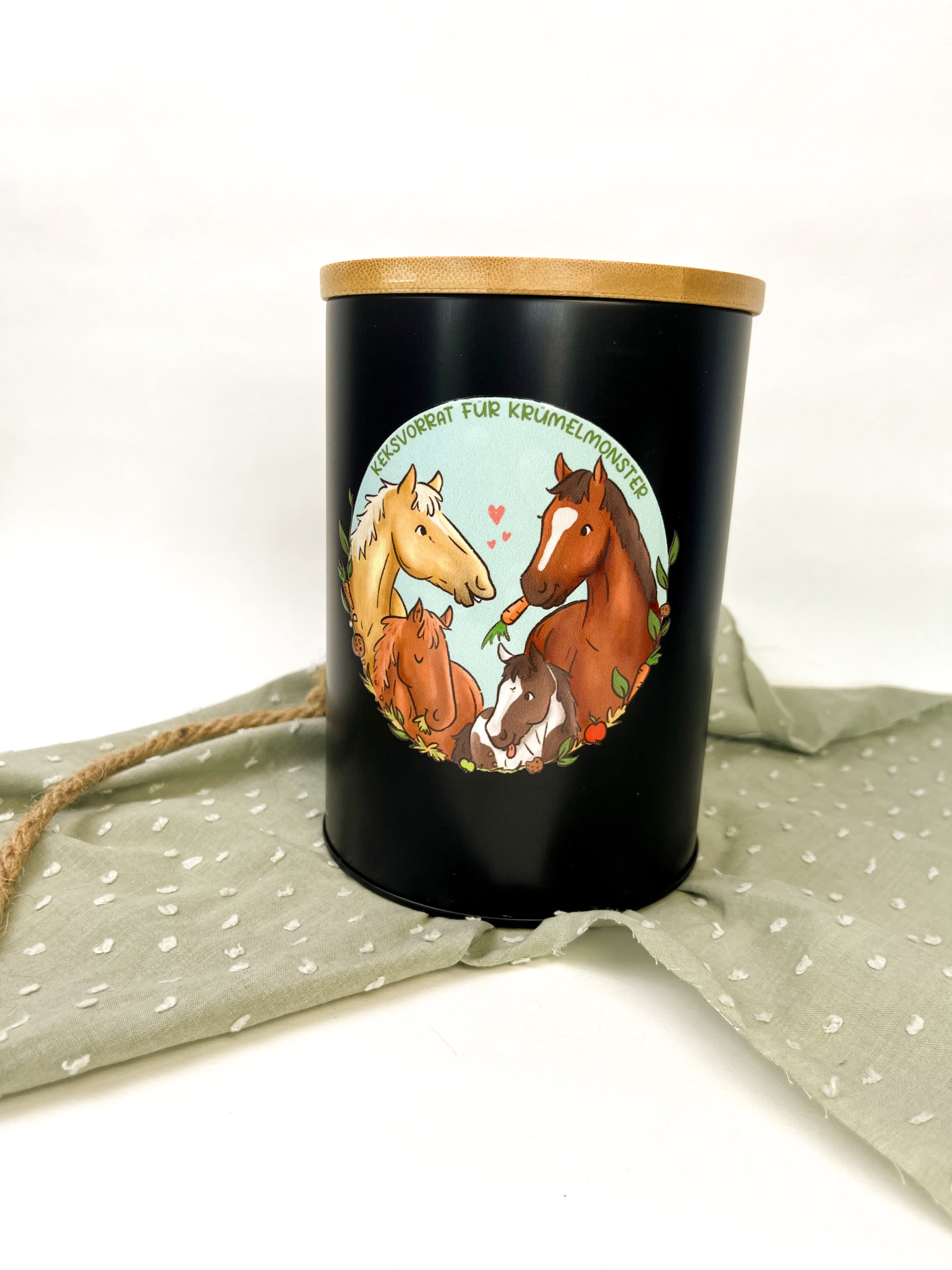 Leckerlidose personalisiert "Krümelpferde"