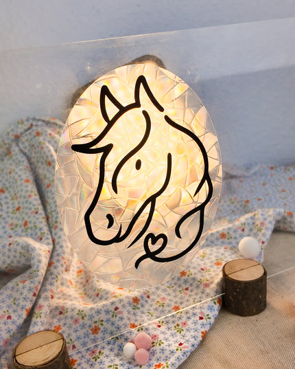 Lichtfänger mit Pferdemotiv – statisch haftendes Fensterbild "Ponyherz"