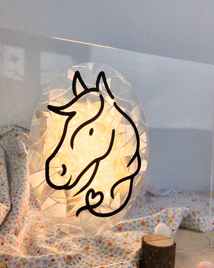 Lichtfänger mit Pferdemotiv – statisch haftendes Fensterbild "Ponyherz"