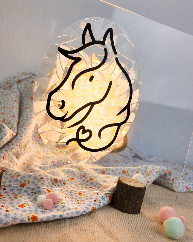 Lichtfänger mit Pferdemotiv – statisch haftendes Fensterbild "Ponyherz"