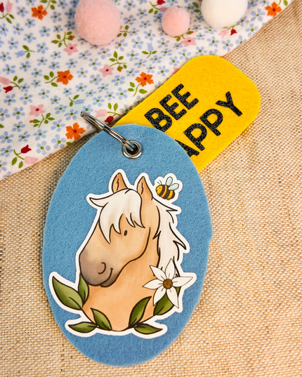 Schlüsselanhänger "Bee Happy" mit Pferdemotiv aus Filz