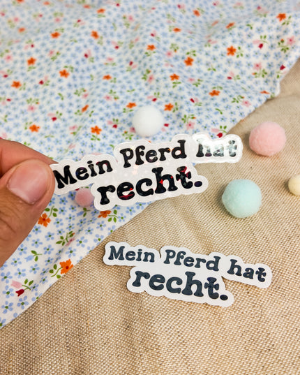 Glitzer-Sticker mit Pferdemotiv "Mein Pferd hat Recht"