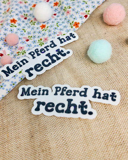 Glitzer-Sticker mit Pferdemotiv "Mein Pferd hat Recht"