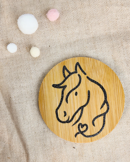 Untersetzer mit Pferdemotiv aus Bambus "Ponyherz"